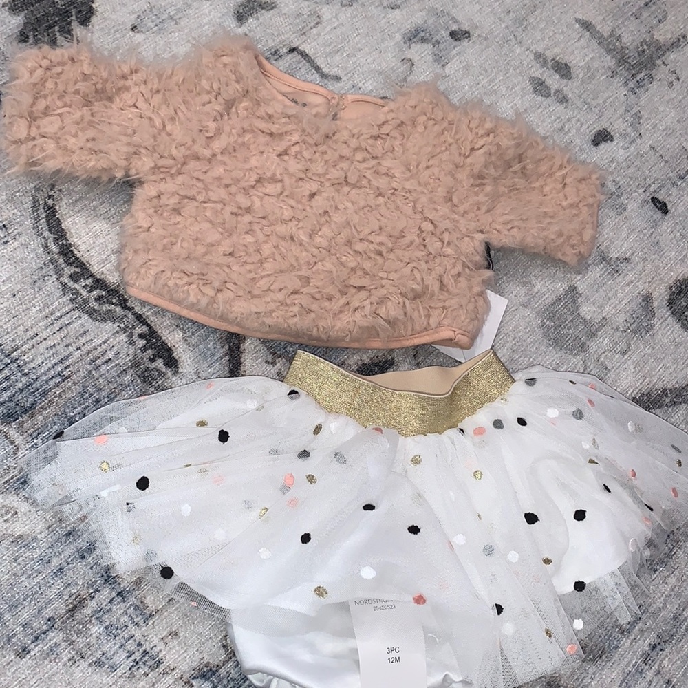 NWT PIPPA &  JULIE SIZE 12M FAUX FUR SWEATER & TULLE SKIRT SET